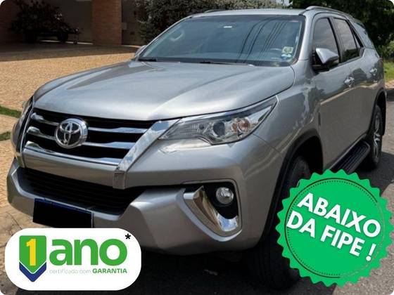 TOYOTA HILUX SW4 2.7 SRV 7 LUGARES 4X2 16V FLEX 4P AUTOMÁTICO TOYOTA HILUX SW4 2.7 SRV 7 LUGARES 4X2 16V FLEX 4P AUTOMÁTICO